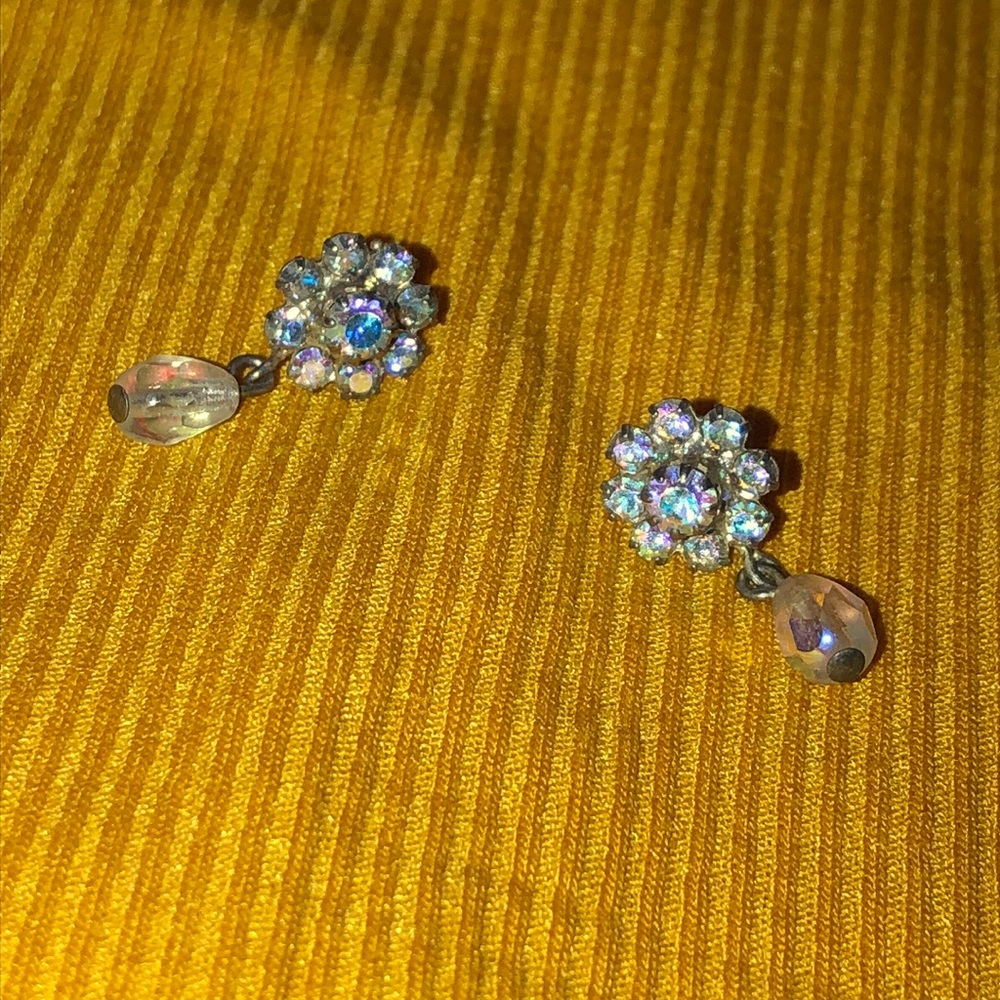 Rhinestone Iridescent pair Earrings